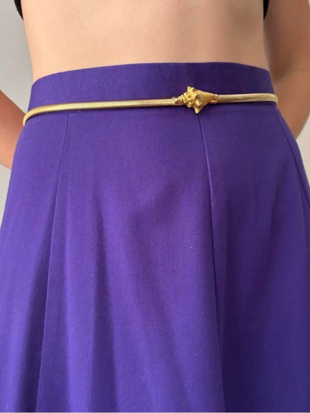 Vintage 80s mermaidcore / glam gold stretchy belt with shell buckle - Picture 1 of 4